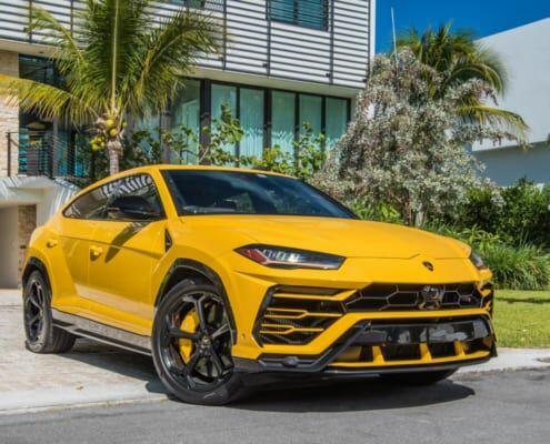 urus rent miami