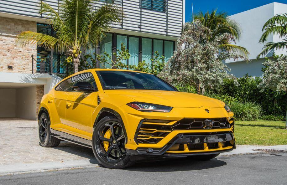 urus rent miami
