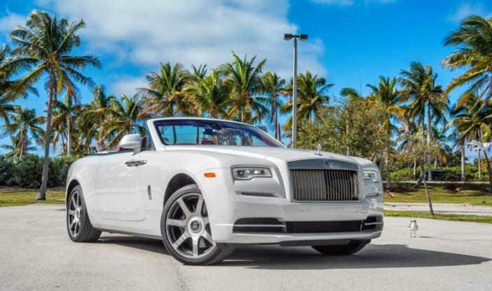 Аренда Rolls Royce Dawn 2018 в Майами