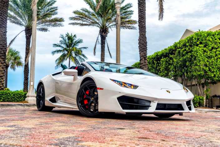 Alquilar Lamborghini en Miami Beach - Pugachev Luxury Car Rental