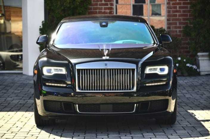 Rent Rolls-Royce in Miami - Pugachev Luxury Car Rental