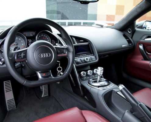 Audi R8 V10 2018 Coupe rent in Miami