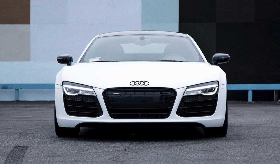 Audi R8 V10 2018 Coupe rent in Miami