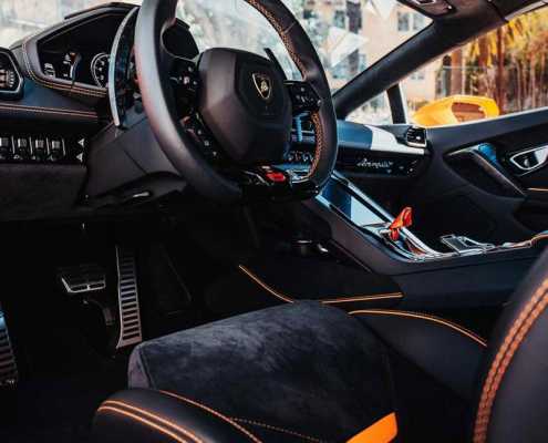 Rent Lamborghini Huracan LP610 Orange in Miami 4