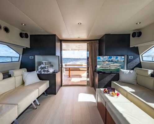 Rent Yacht Aicon 69 in Miami