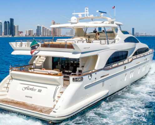 Rent Yacht Azimut 116 in Miami