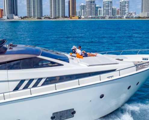 Rent Yacht Ferretti 80 in Miami