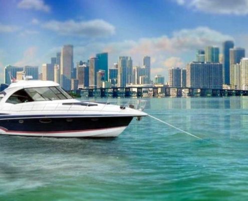 Rent Yacht Formula 48 in Miami