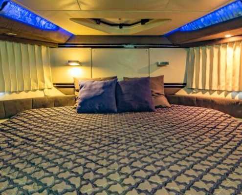 Rent Yacht Marquis 43 in Miami