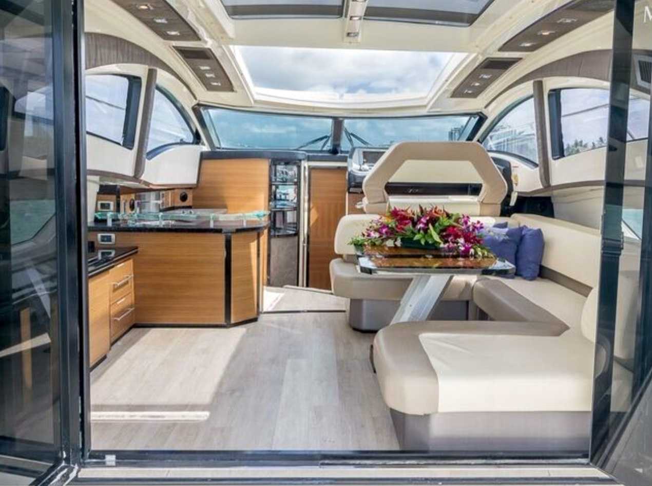 Rent Yacht Marquis 43 in Miami