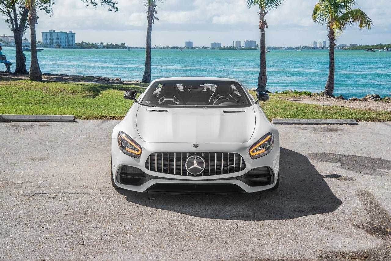 Rent Mercedes GT Roadster AMG 2020 Miami