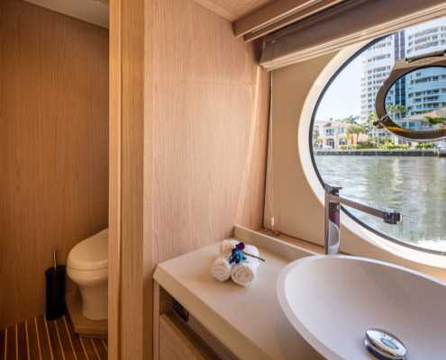 Rent Yacht Montecarlo 65 in Miami