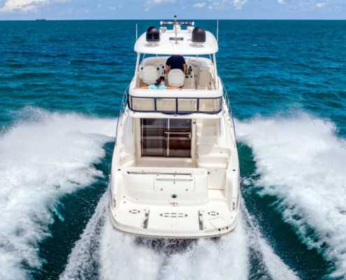Rent Yacht SeaRay 58 in Miami