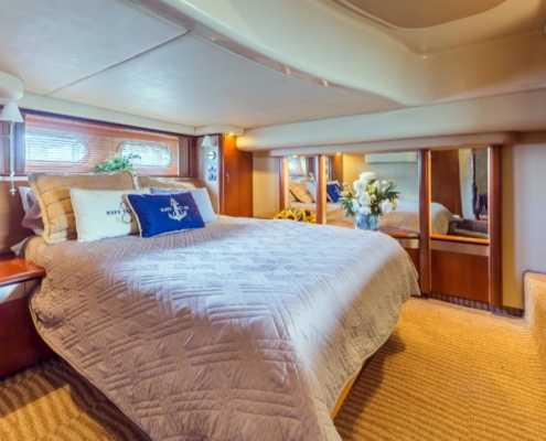 Rent Yacht SeaRay 58 in Miami