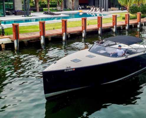 Rent Yacht VanDutch 40 in Miami