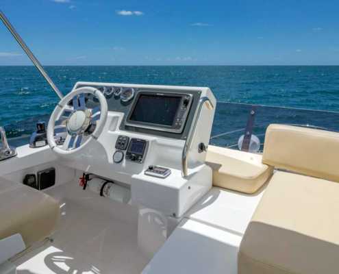 Rent 42 Azimut in Miami