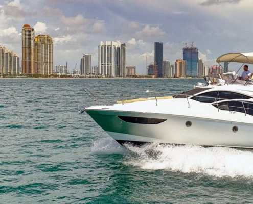 Rent 42 Azimut in Miami