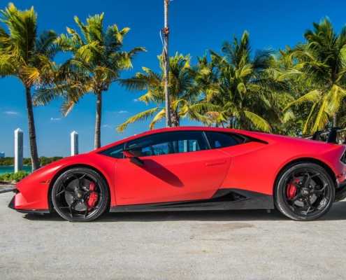 Rent Lamborghini Huracan Performante in Miami