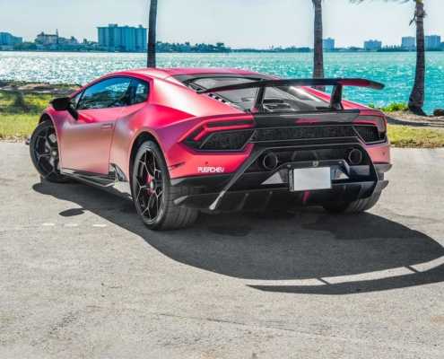 Rent Lamborghini Huracan Performante in Miami