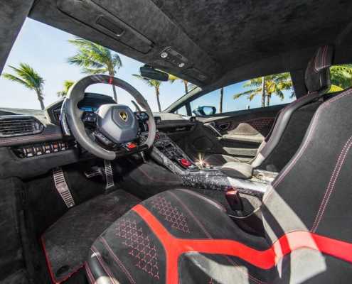 Rent Lamborghini Huracan Performante in Miami