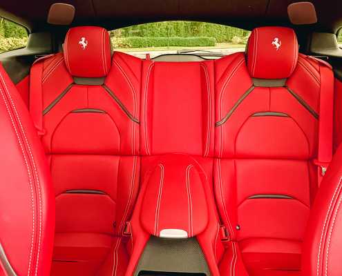 Ferrari GTC4 Lusso T - Interior 1