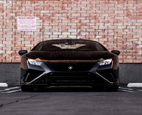 Rent Lamborghini Huracan EVO in Miami