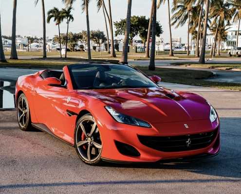 Rent luxury car in Miami 3