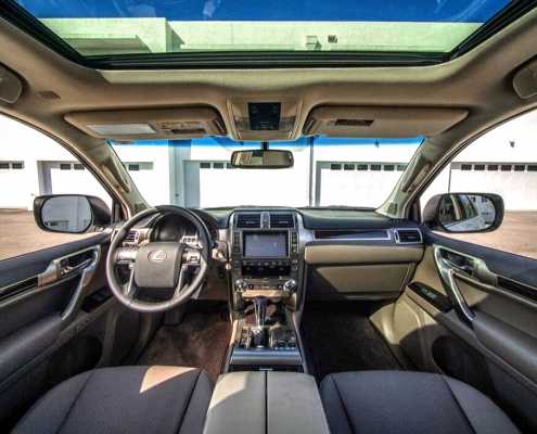 Lexus GX 460 - Interior