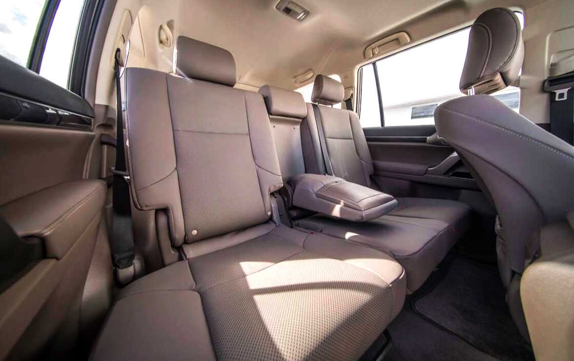 Lexus GX 460 - Interior