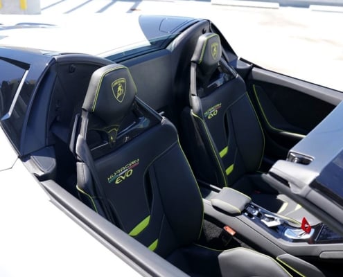 Lamborghini Huracan EVO White Interior
