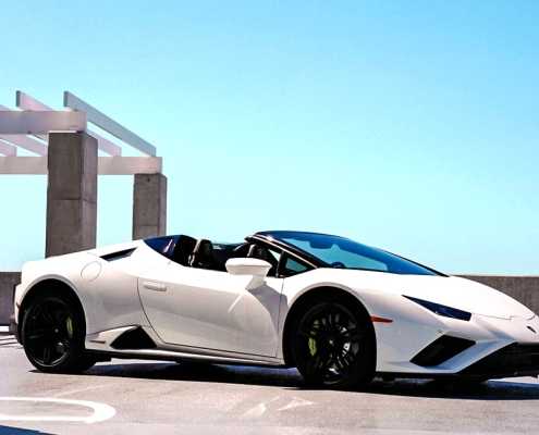Rent a Lamborghini Huracan EVO White in Miami