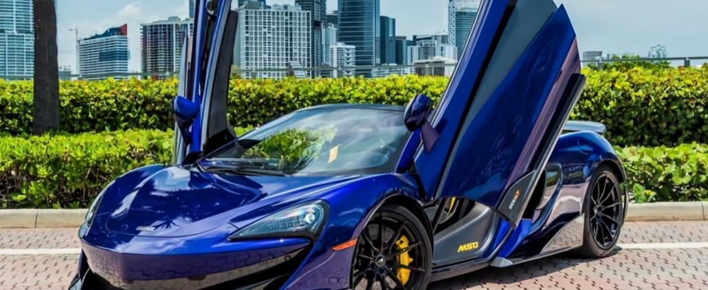 Rent a McLaren 600LT 2022 in Miami 2