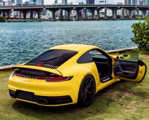 Rent luxury car in Miami 1
