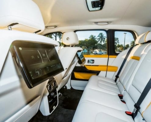 Rolls-Royce Cullinan 2022 Black Badge Interior 3