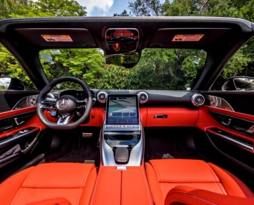 Mercedes-Benz SL Black 2024 Interier Miami 1