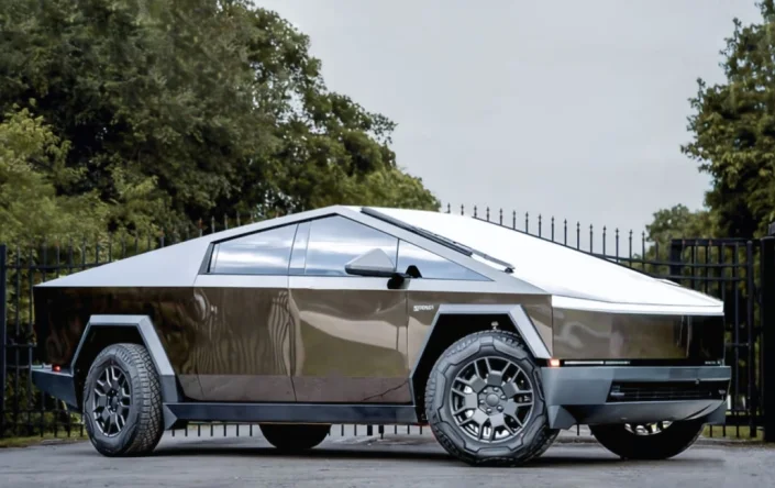 Tesla Cybertruck AWD