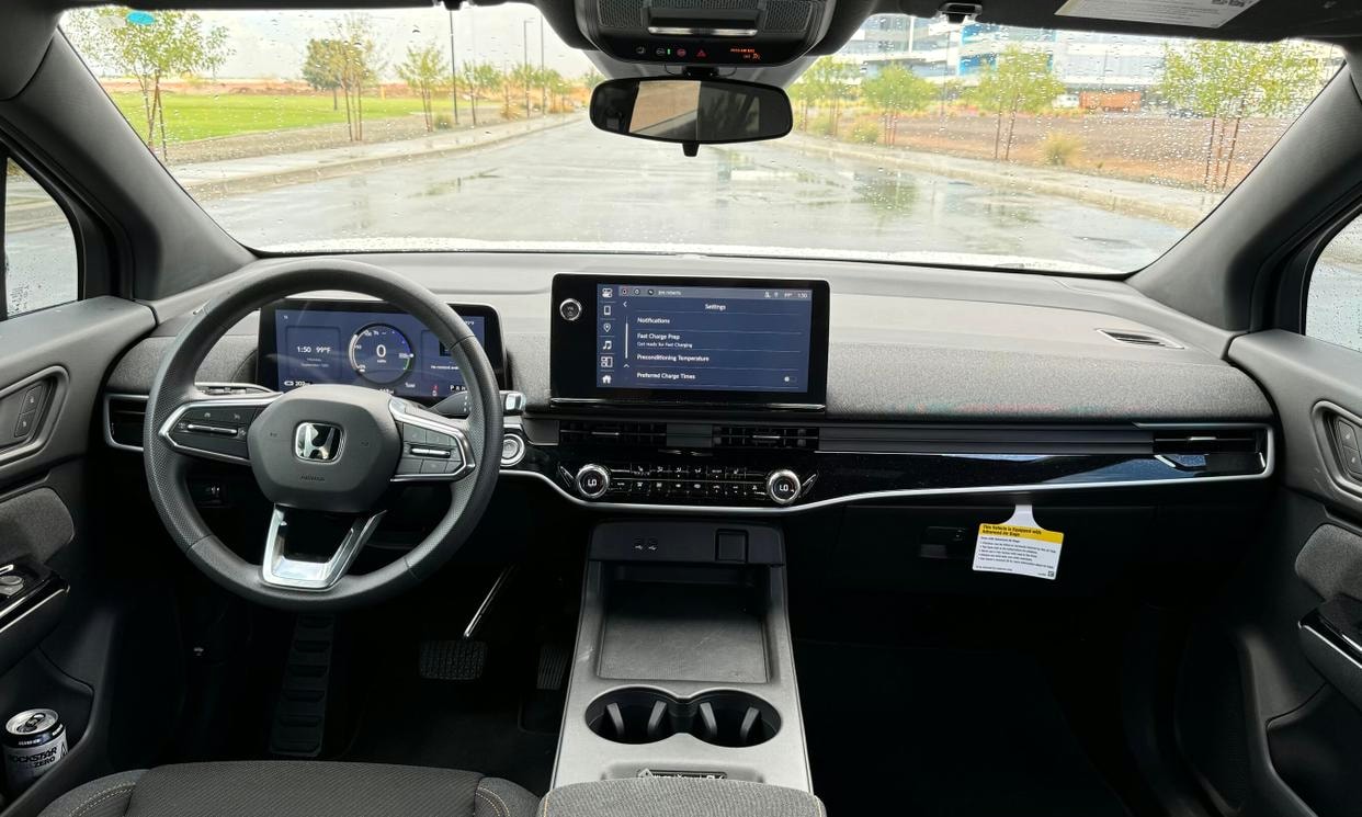 Dashboard and driving controls of the white Honda Prologue EX