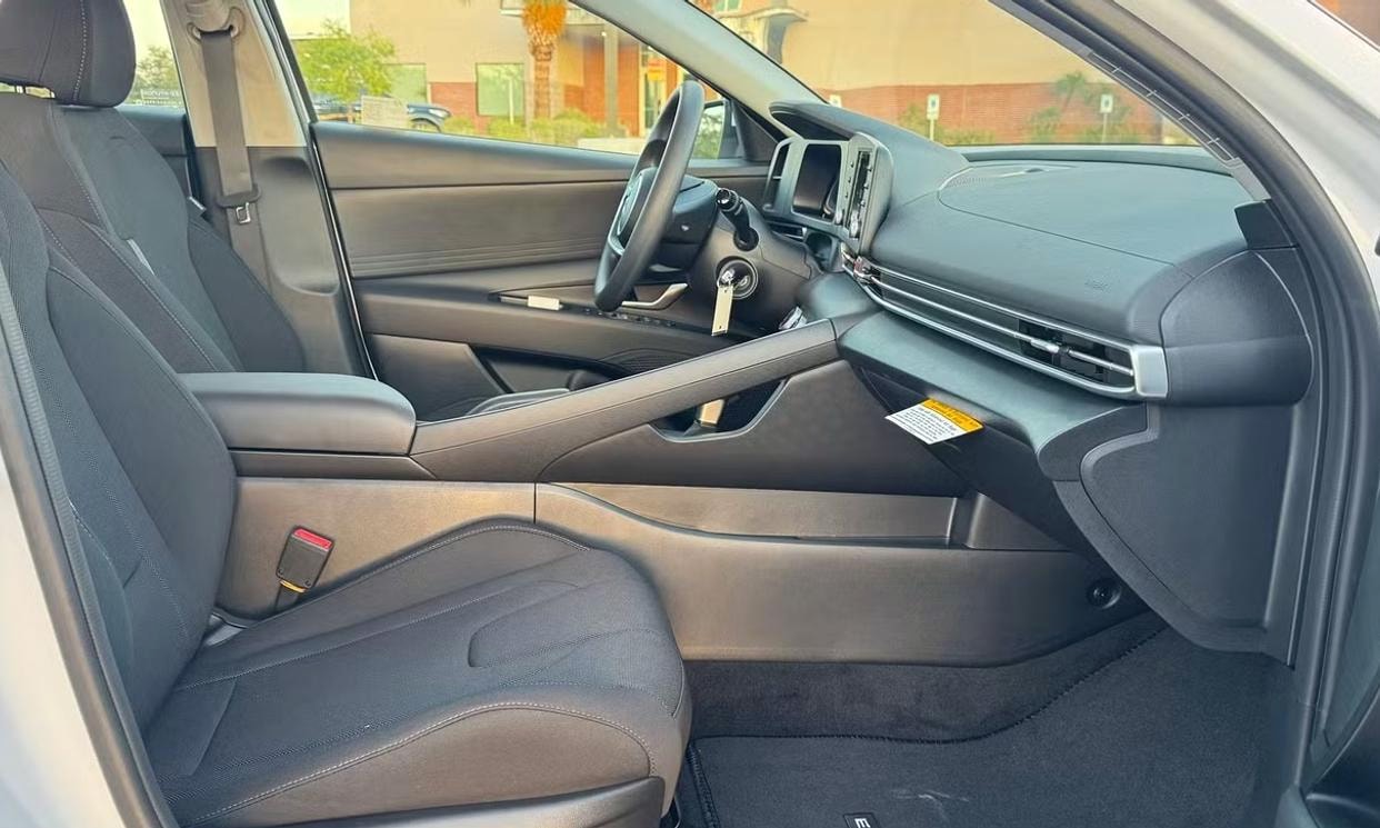 Passenger seating in the gray Hyundai Elantra SE