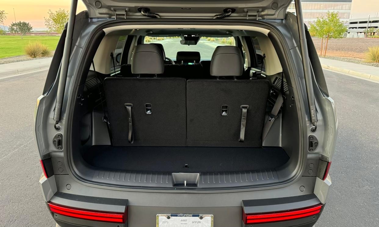 Open cargo area of the gray Hyundai Santa Fe XRT