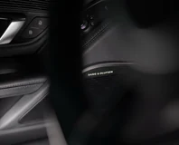 White Audi R8 V10 Performance, black door trim and Bang & Olufsen speaker