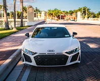 White Audi R8 V10 Performance, front view