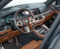 BMW X5 M — Dark blue, cockpit with brown interior