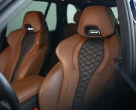 BMW X5 M — Dark blue, quilted brown front seats