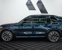 BMW X5 M — Dark blue, side profile