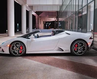 Lamborghini Huracan EVO Spyder — White, side profile
