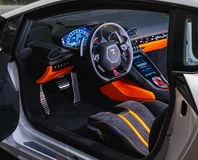 Lamborghini Huracan Tecnica — White, orange and black seats