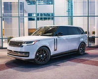 White Range Rover SE Rental in Miami, front three-quarter view